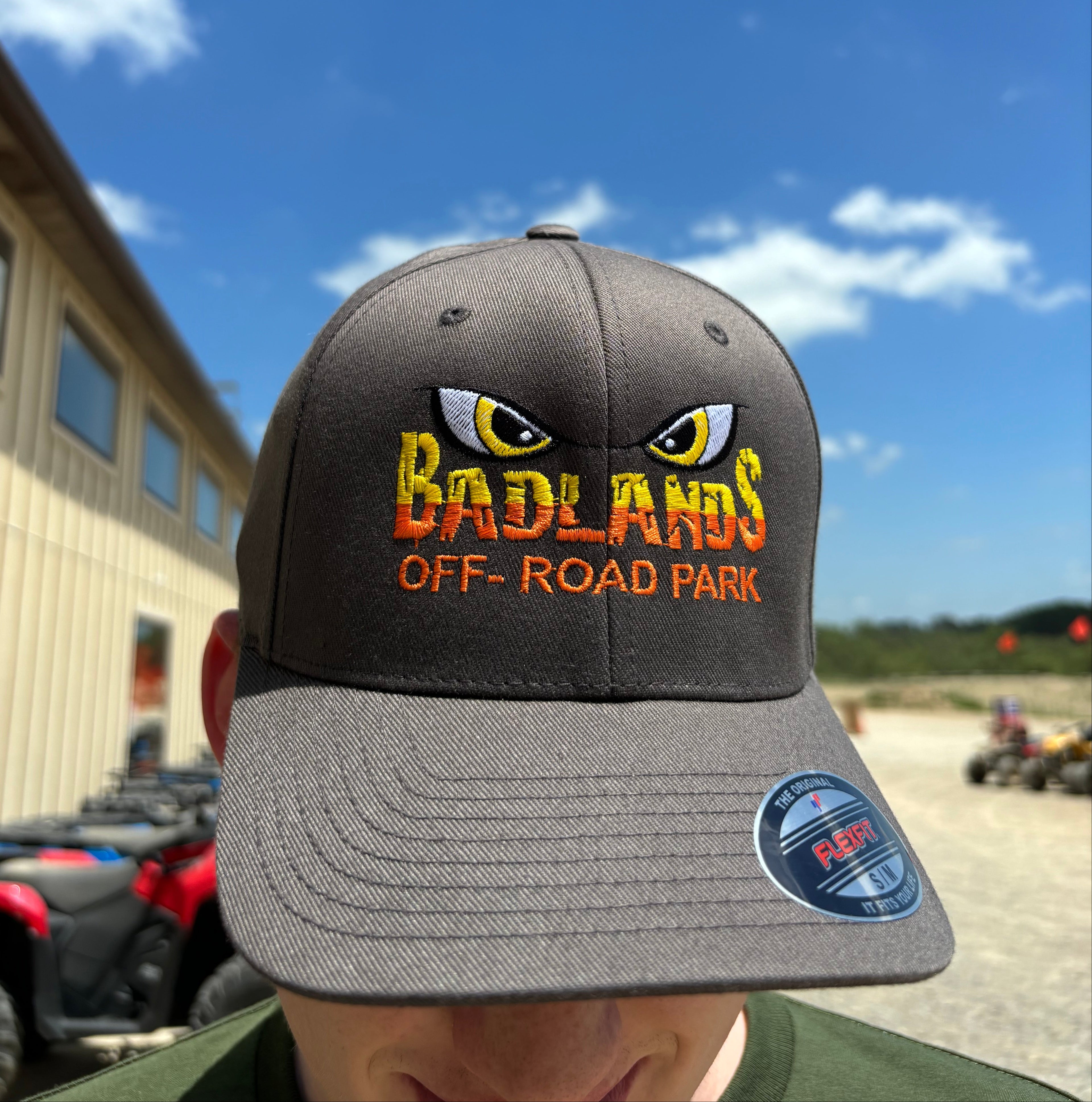 Badlands Hat Dark Gray Flex-Fit