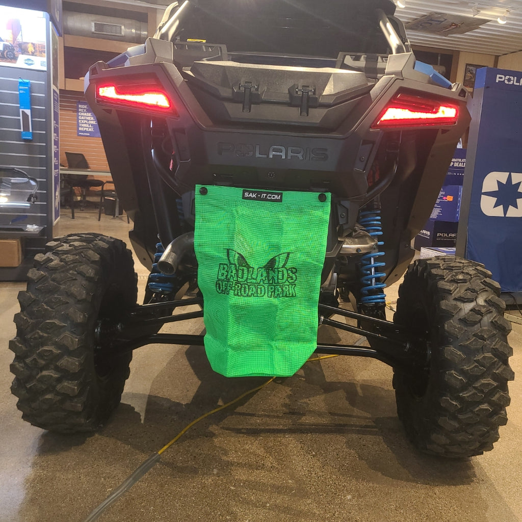 Badlands Sak-Its, Small and Large